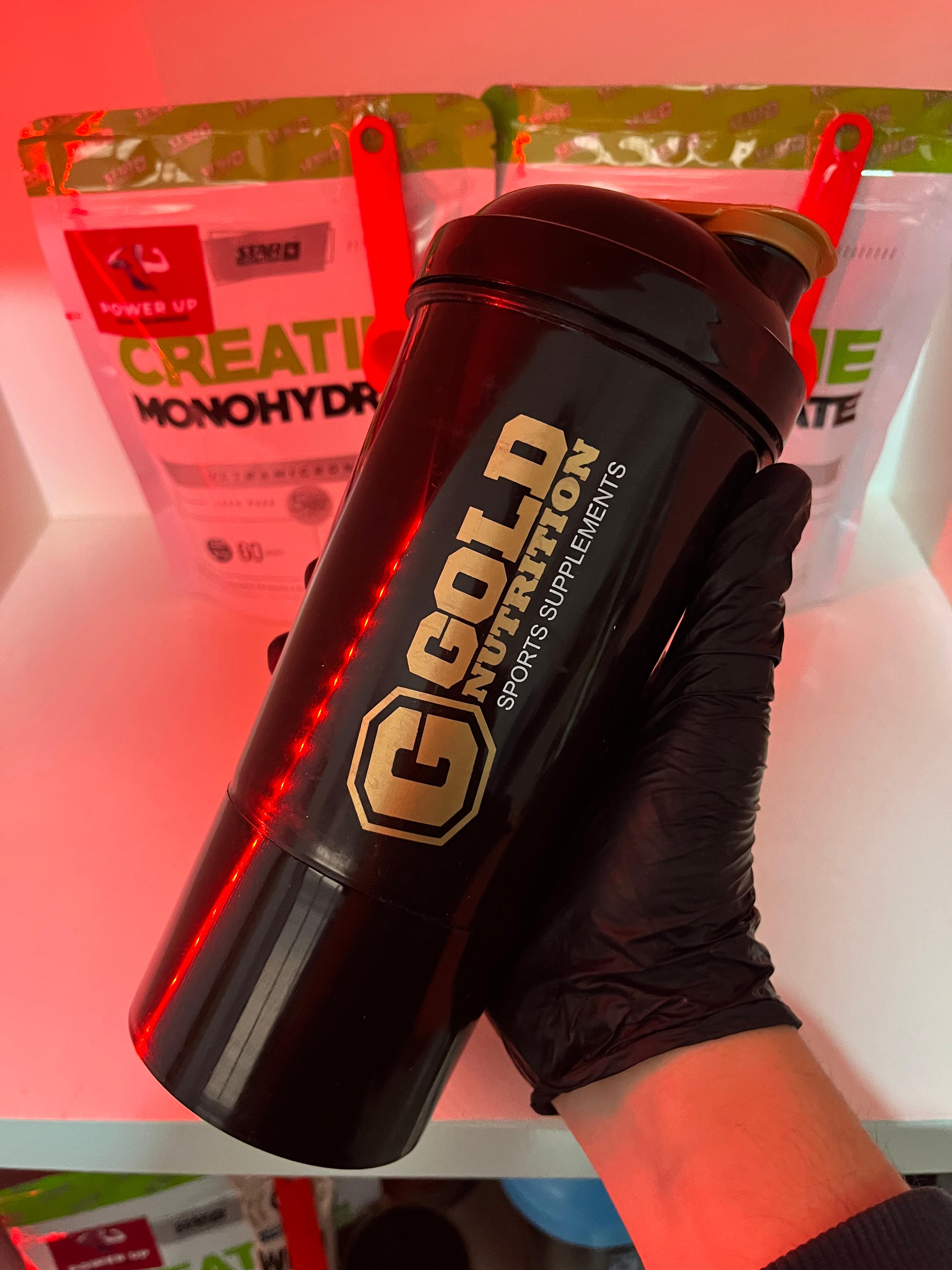 shaker GOLD CON COMPARTIMIENTO 600cc